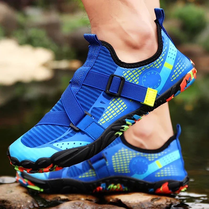 Non-slip, quick-drying shoes for water activities