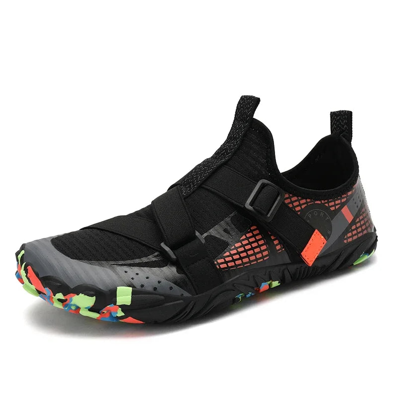 Non-slip, quick-drying shoes for water activities