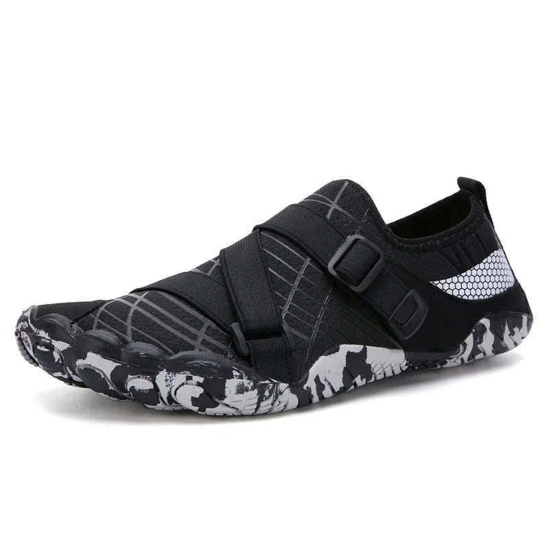Non-slip, quick-drying shoes for water activities